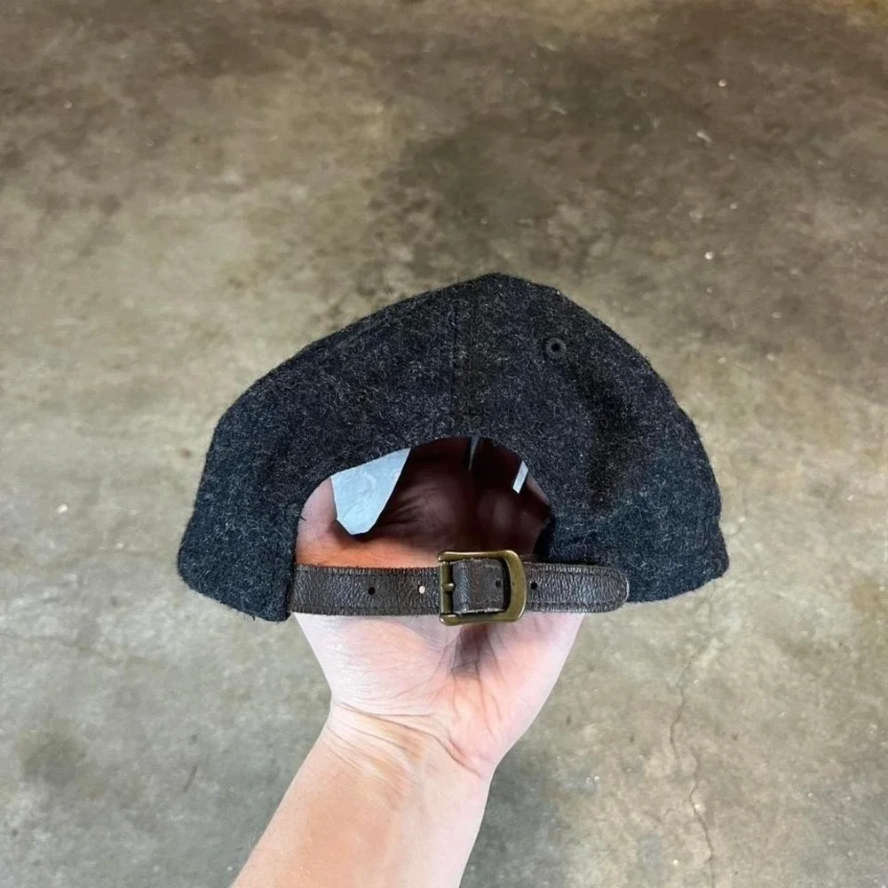 Bones black wool‎ snapback hat